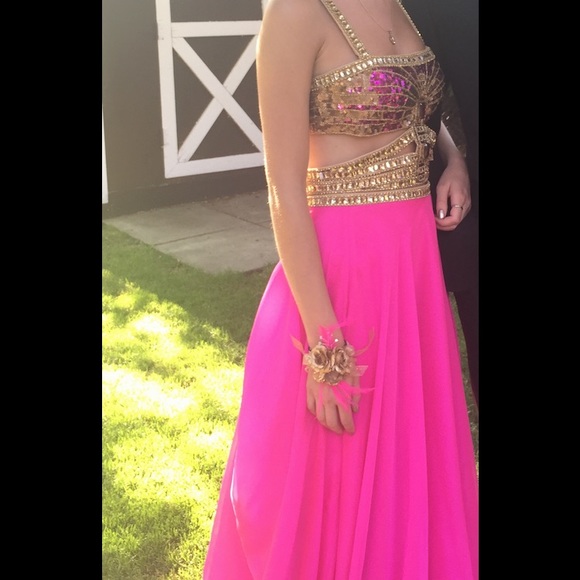 Prom Dress - Picture 1 of 2
